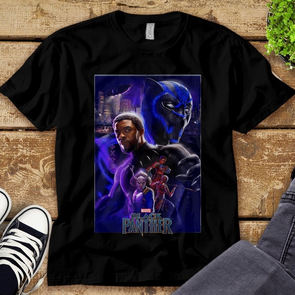 Marvel Black Panther Movie Wakanda Purple Poster T-Shirt Unisex Adult T-shirt - Picture 1 of 2